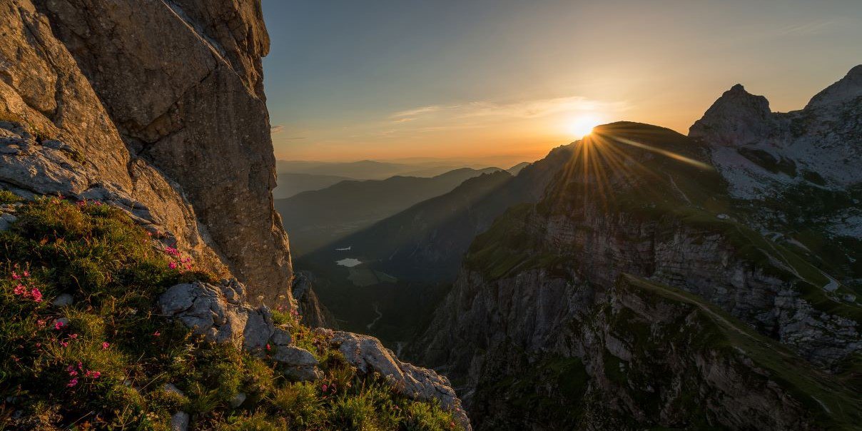 mountains and sunset thumbnail